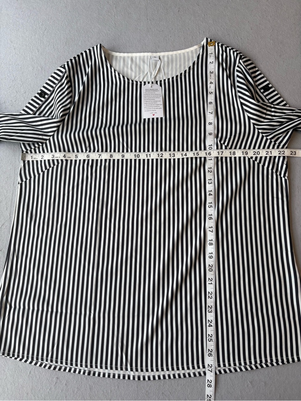 NWT Black & White Striped Women’s Classic Blouse Button Sleeve Detail Sz XL - Picture 6 of 7